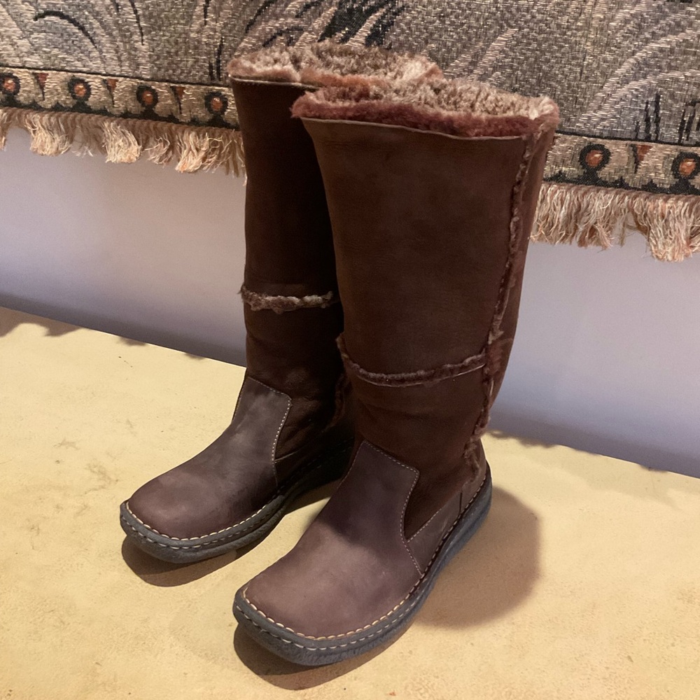 Born Leather/Shearling Boots EUC Size 7